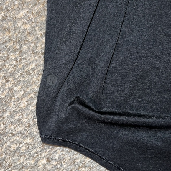 Lululemon essential tank top. 2 - Picture 6 of 7